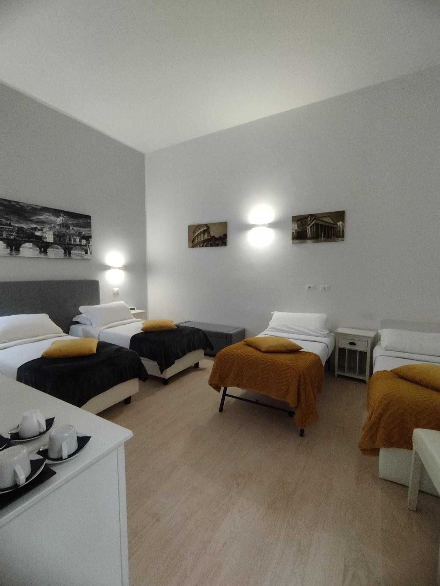 Ad Cavour Luxury Rooms - By Ad Roma — Photos 1